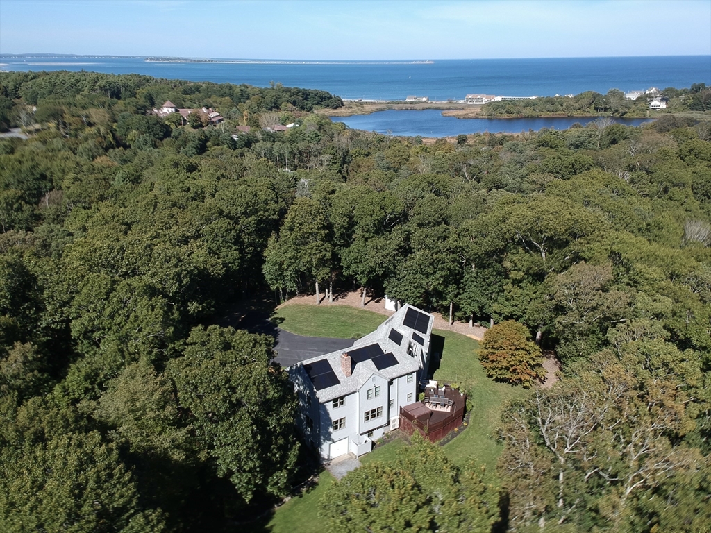 60R Sandwich Rd in Plymouth