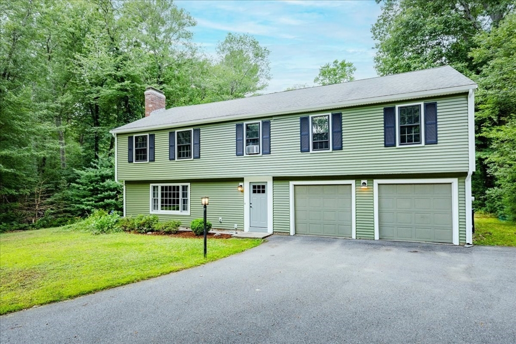 37 Kathleen Drive in Andover