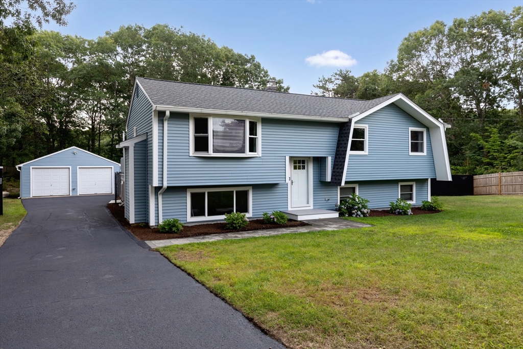 23 High Pine Dr in Plymouth