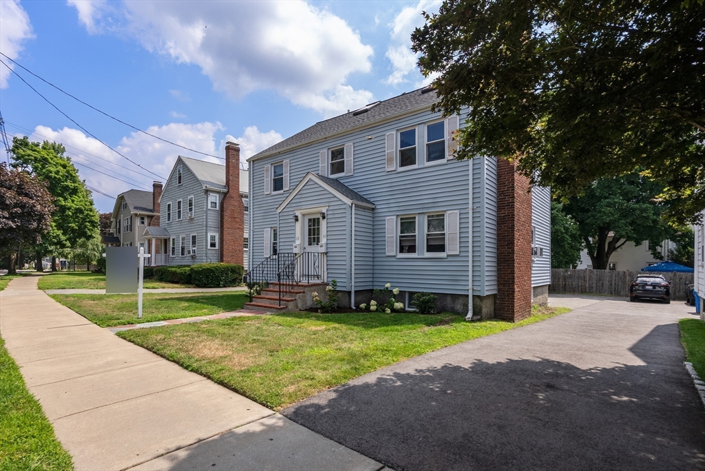 11-13 Cross Street #13 in Belmont