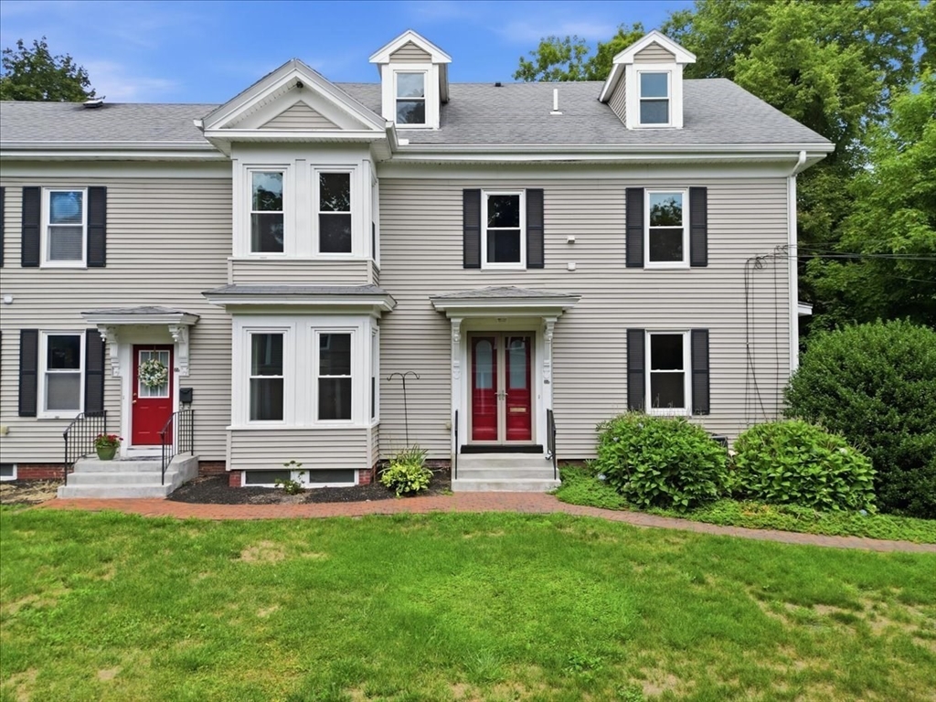 35 South St #A in Medfield