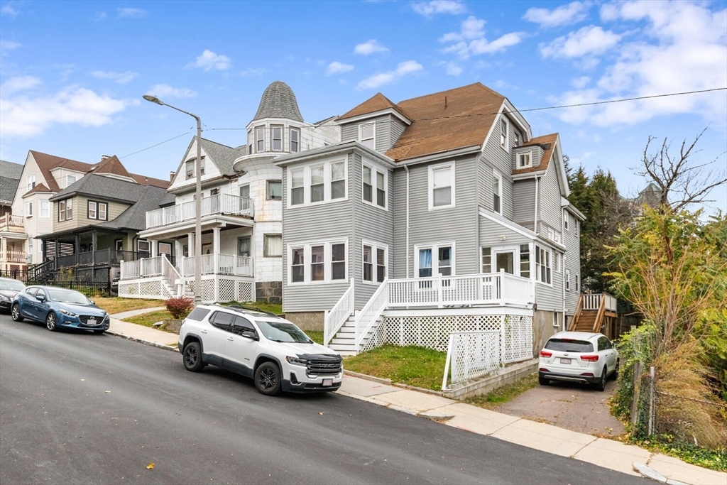 3 N Munroe Ter in Dorchester
