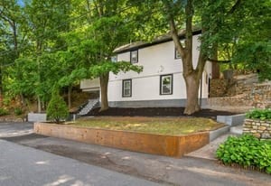 9 Walden Pond Ave in Saugus