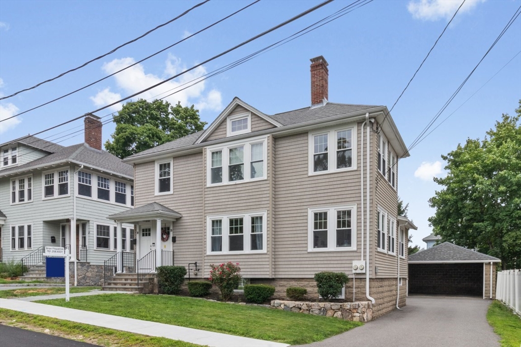 25-27 Flint Rd in Watertown