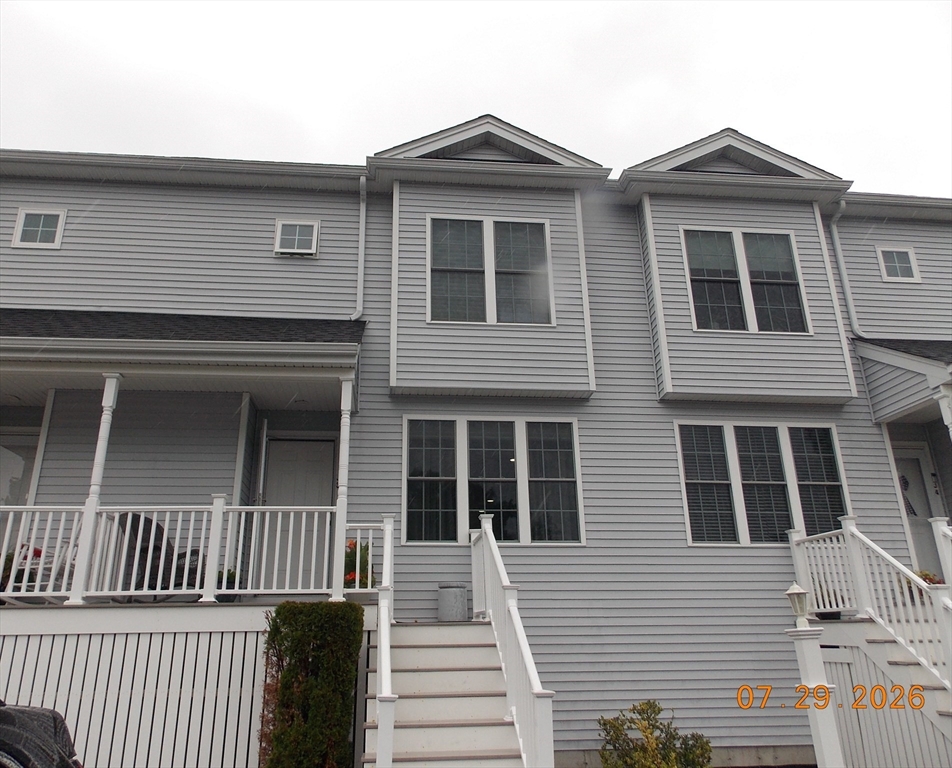 1 Paradise Ln #J3 in Whitman