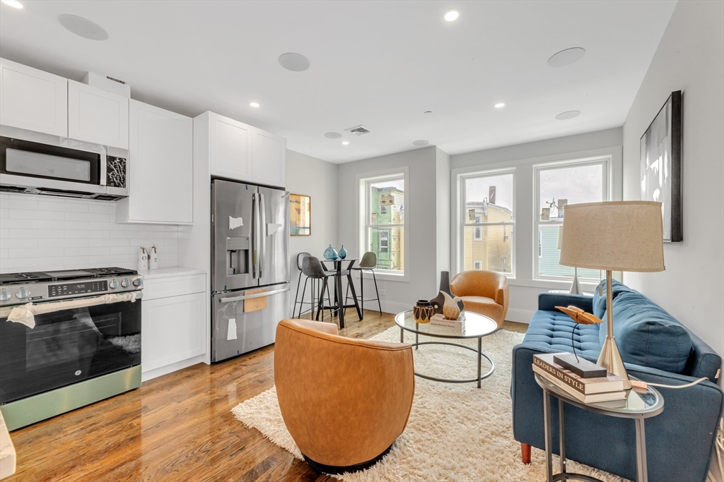 199 Havre St #1 in Boston