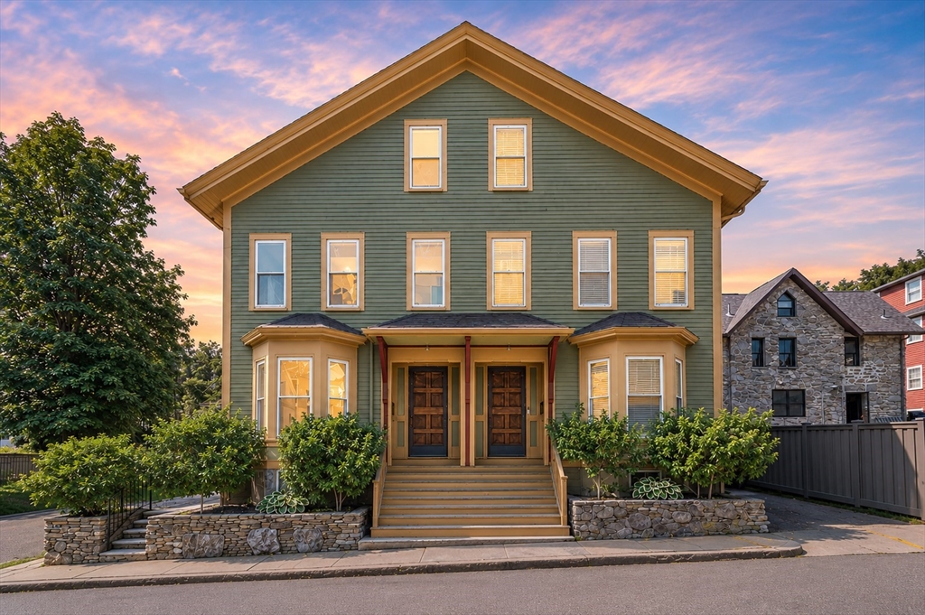 49 Norfolk Street in Roxbury