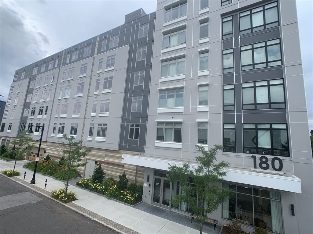 180 Telford St #213 in Brighton
