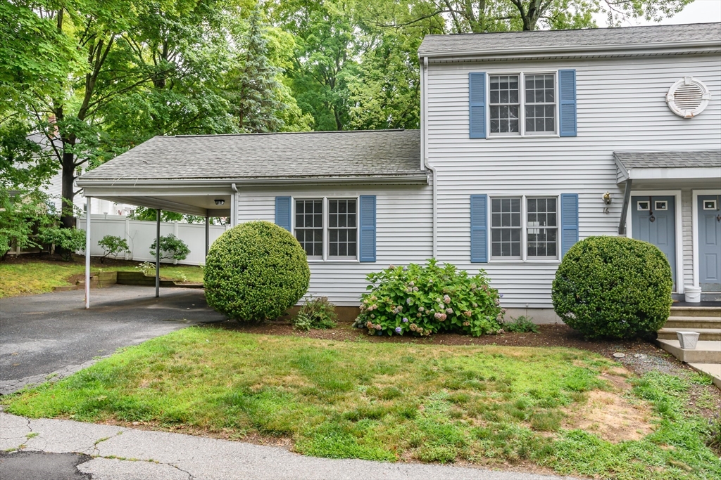 16 Willow St #16 in Natick