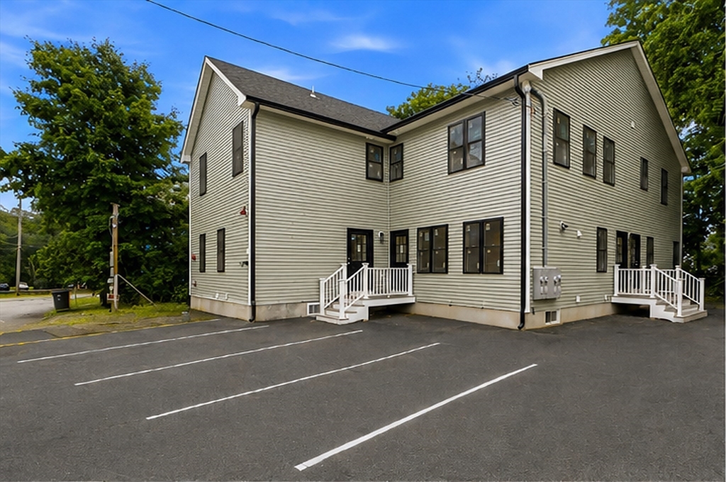 4 Mayhew St #B in Framingham
