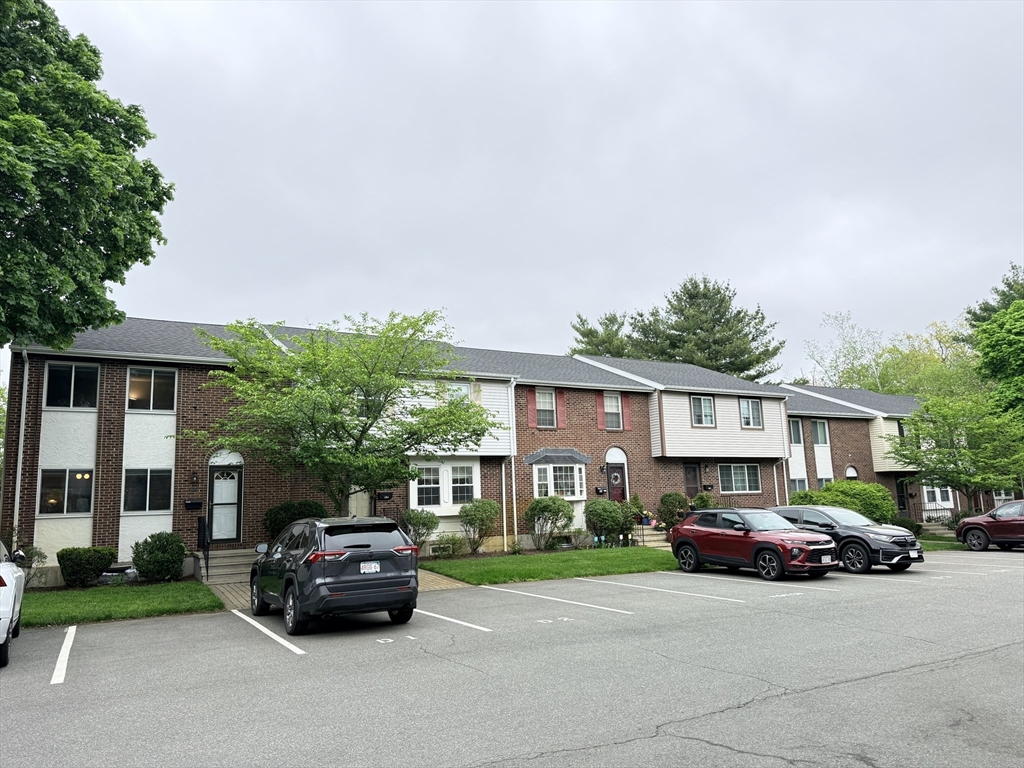 399 Pond st #D1 in Braintree
