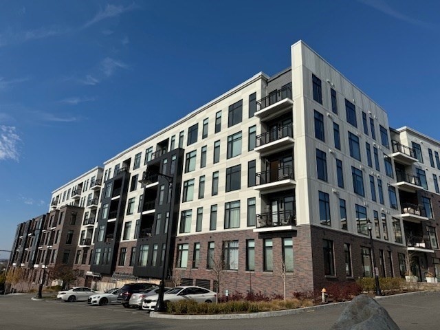 191 Washington St #507 in Brighton