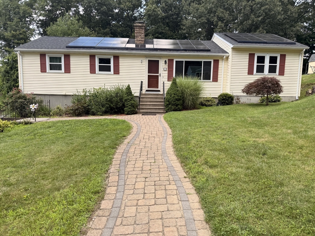 57 Laurel Ln in Bellingham