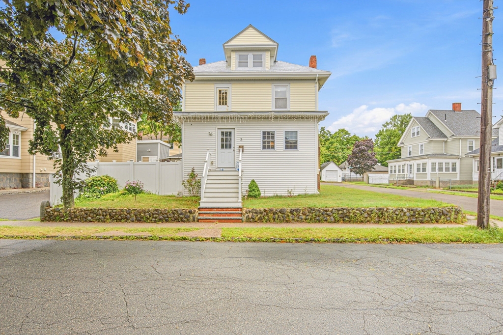 3 Florence St in Quincy