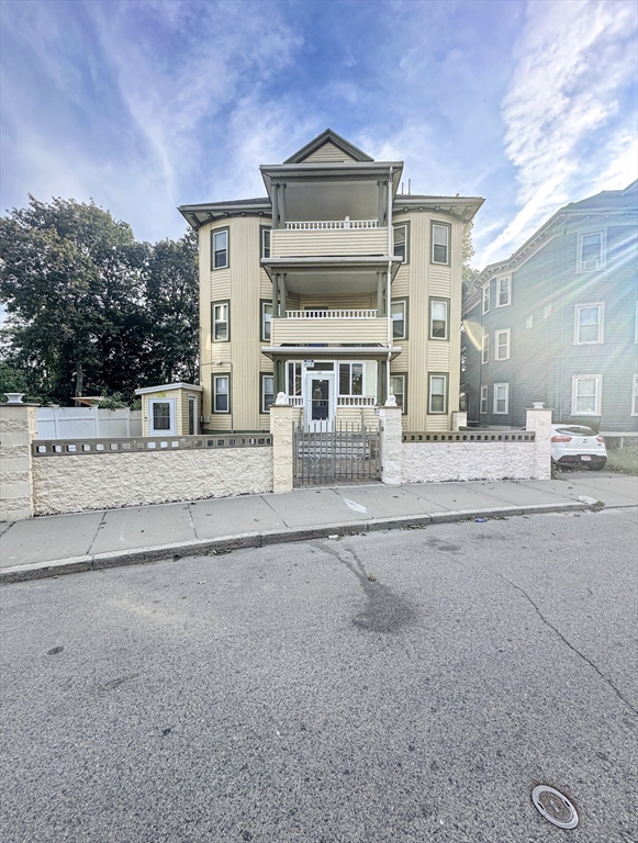 12 Hiawatha in Mattapan