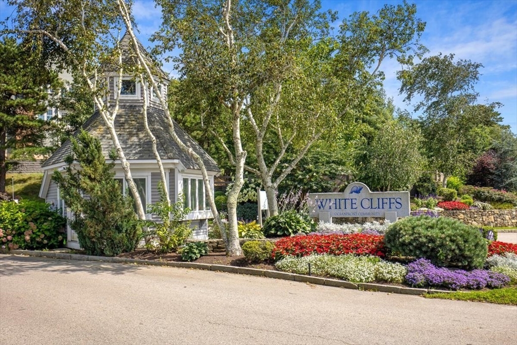 6 Westcliff Dr. #Golfview in Plymouth