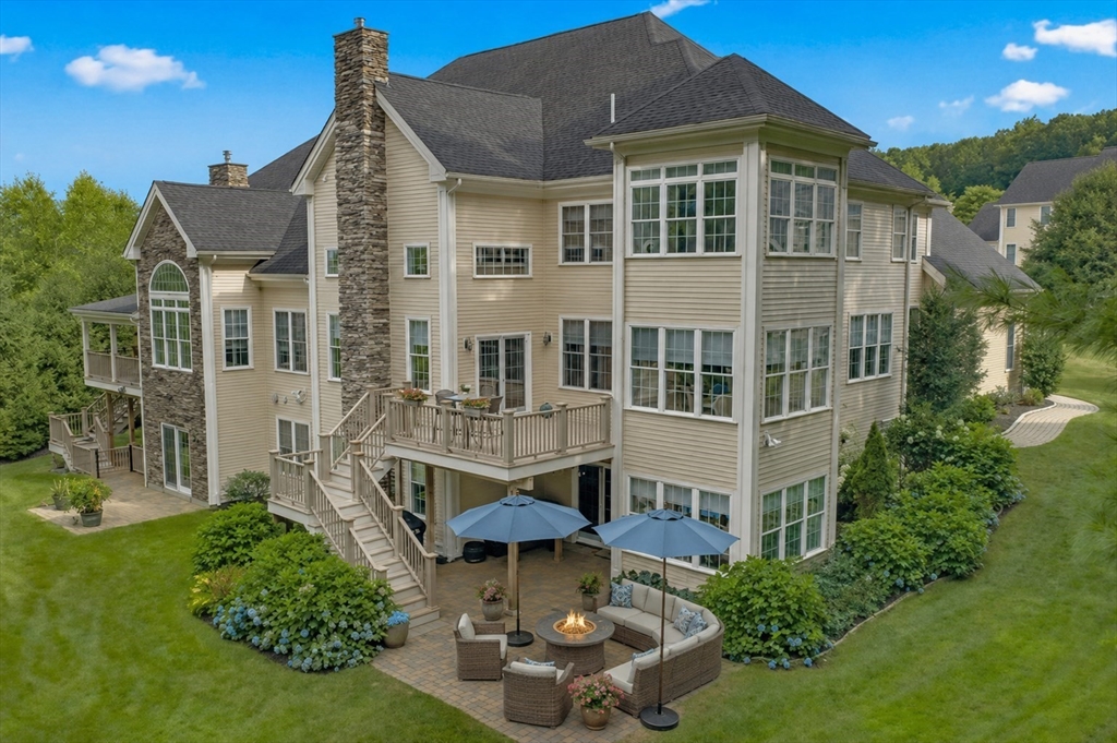 16 Golf Ridge Dr #16 in Sutton