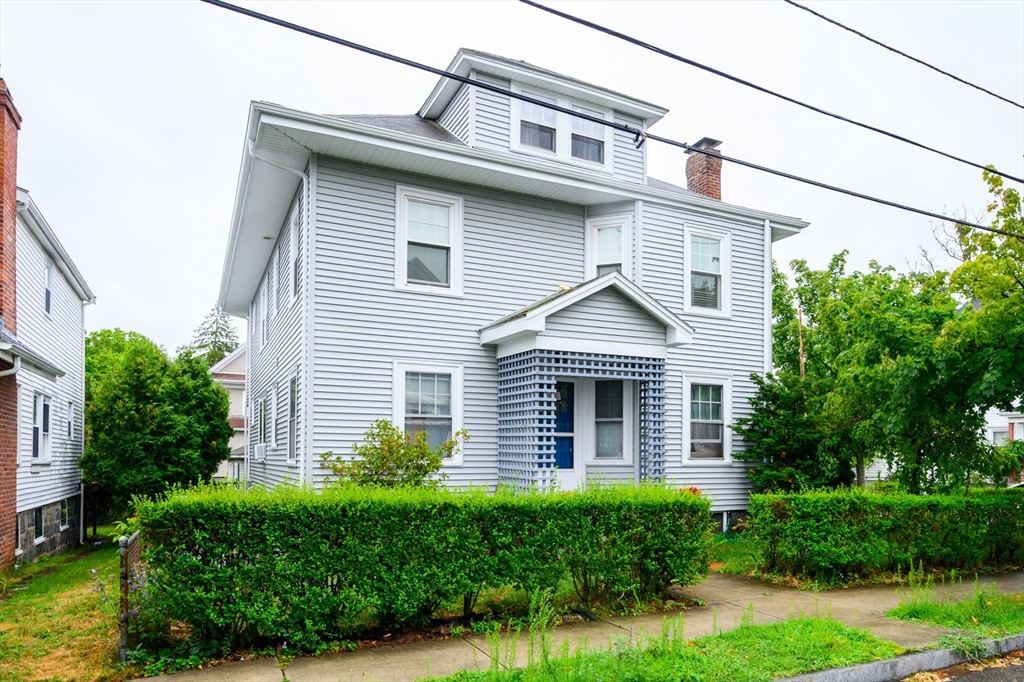 37 Davis St #37 in Quincy