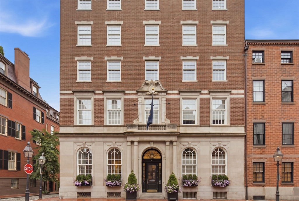 41 Mt Vernon Street #5 in Boston