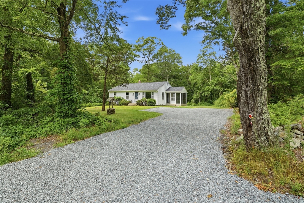 292 Anawan St in Rehoboth