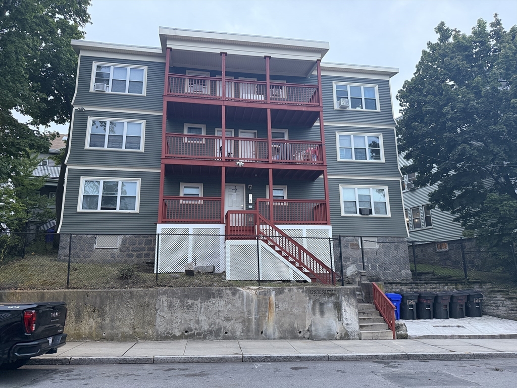 125 Rosseter St in Dorchester