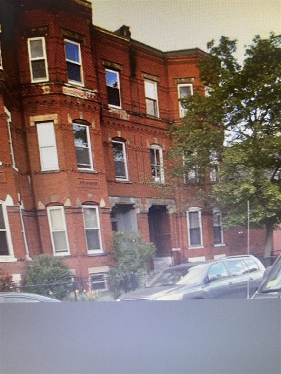 30 ALASKA   ST in Roxbury