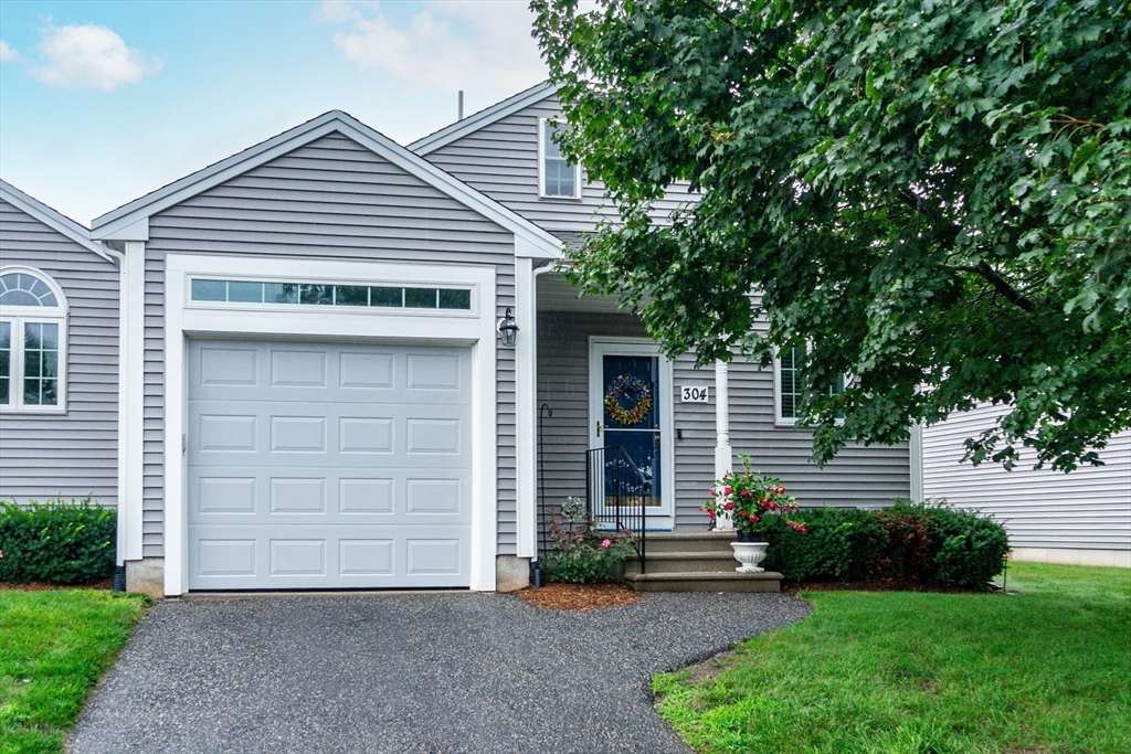 304 Village Ln #304 in Bellingham