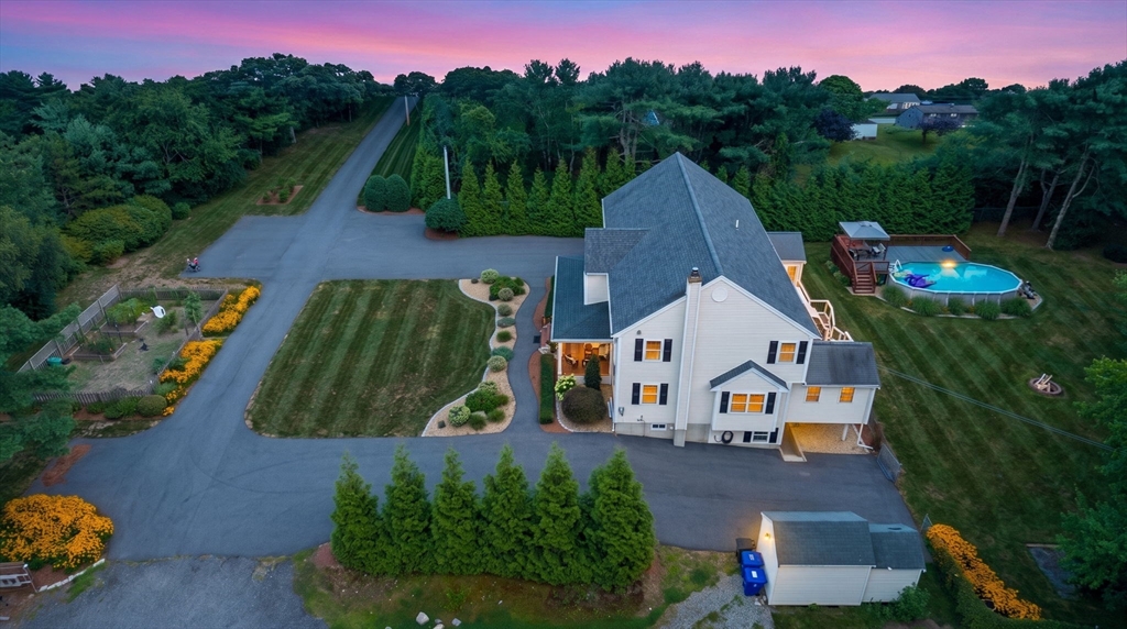 360 Myricks St in East Taunton