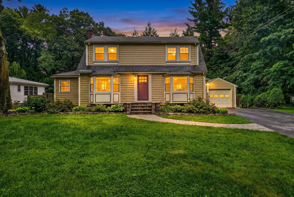 200 South Rd in Bedford