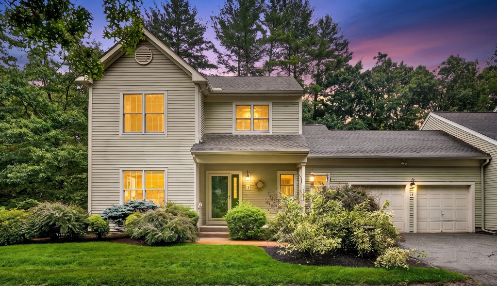 15 Hawthorne Lane #15 in Bedford