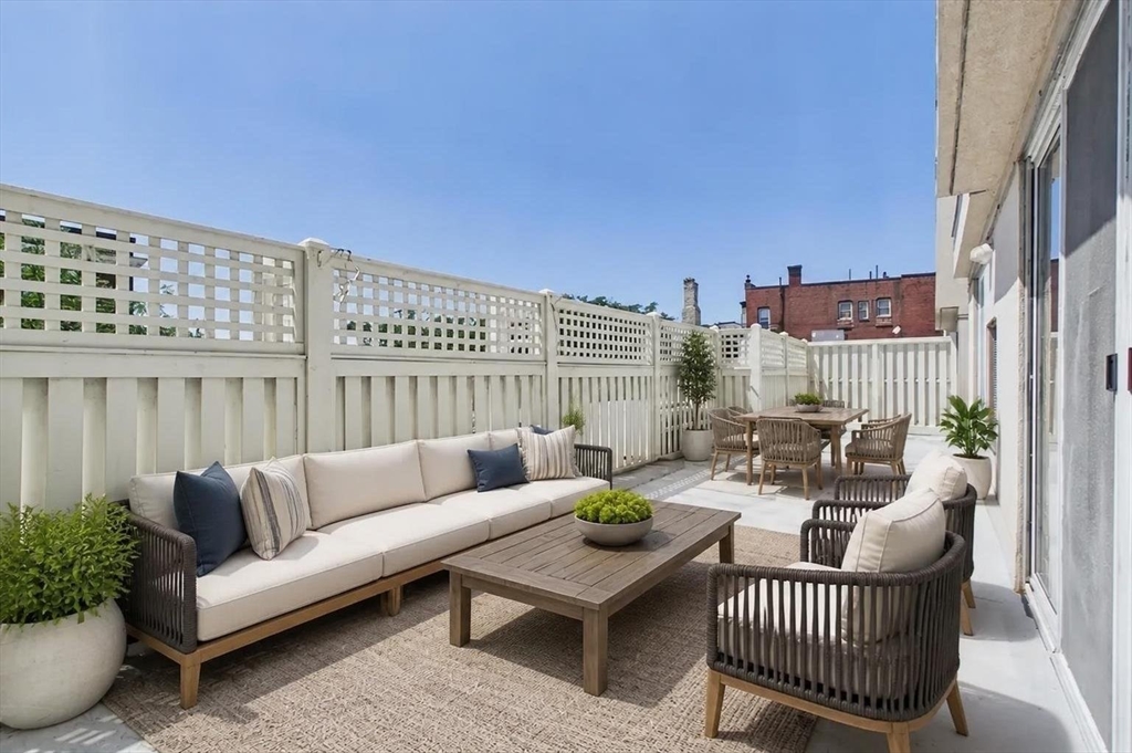 30 Chelsea Street #204 in Everett
