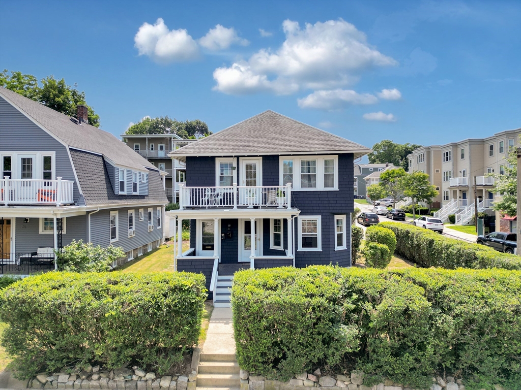 21 Bradwood St in Roslindale