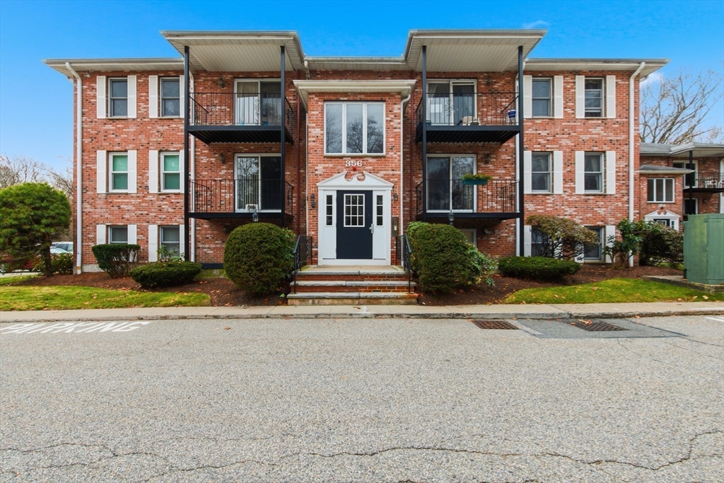 356 Neponset St #L in Canton