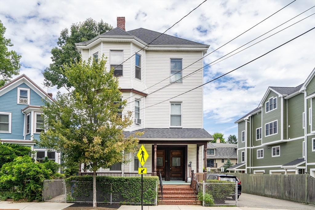 86 Chestnut St in Brookline