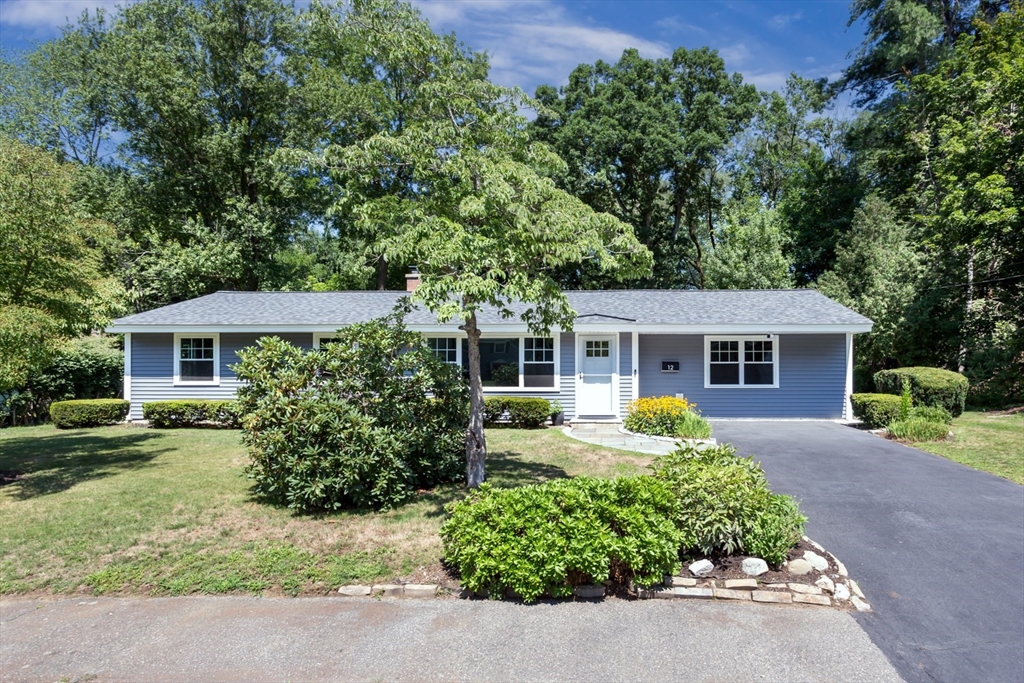 12 TERRI RD in Framingham