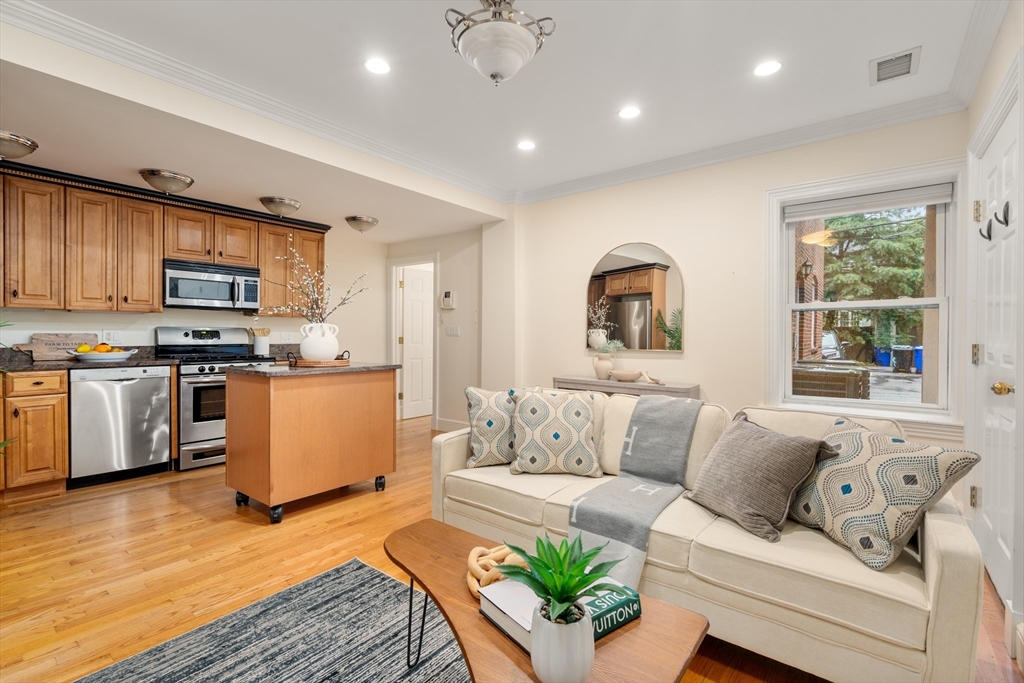1724 Beacon St #1 in Brookline