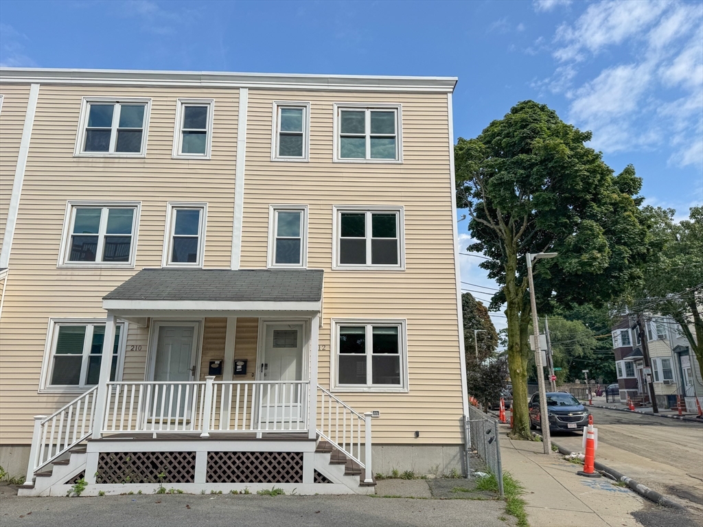 212 W 6Th St #212 in Boston