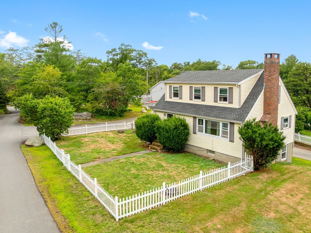 54 Stockholm Avenue in Rockport