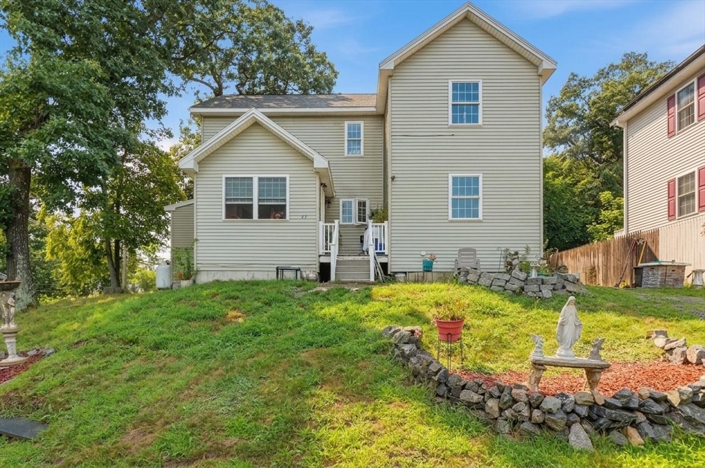 47 Pine Hill Road in Worcester