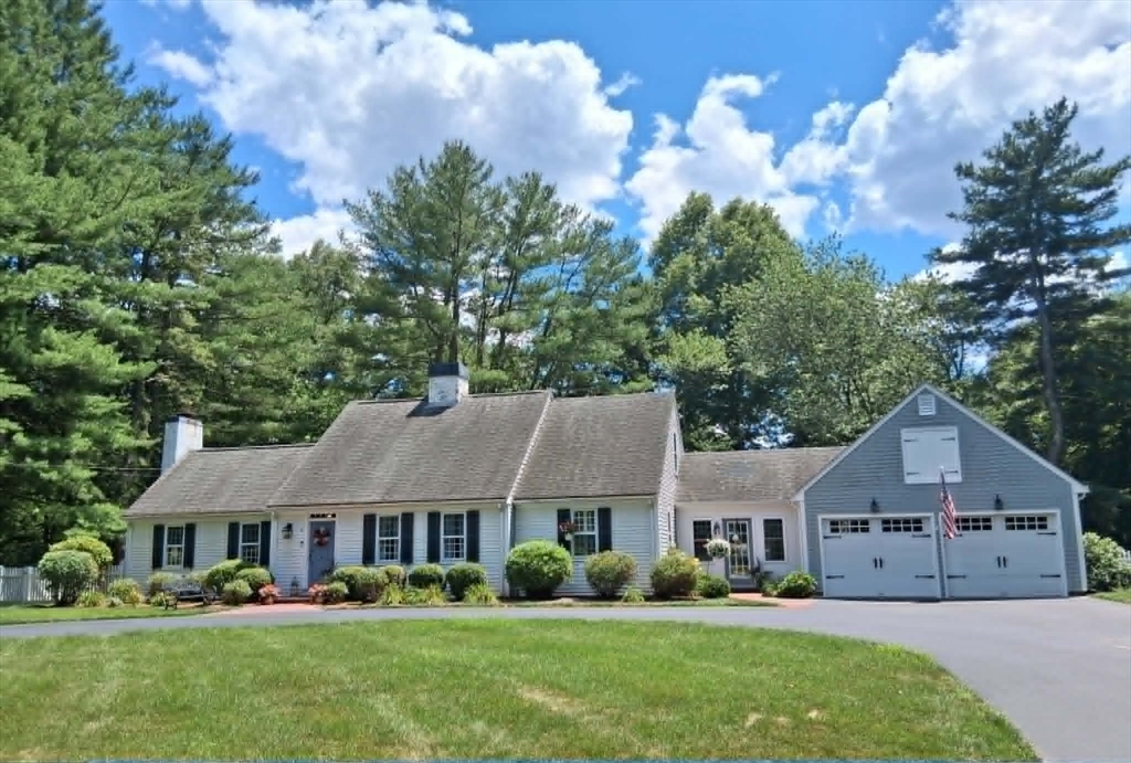 11 Musket Rd in Attleboro