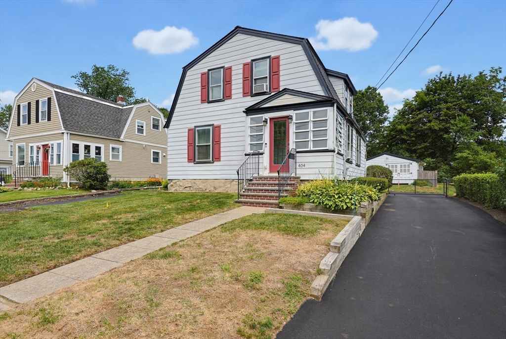 404 Park St in Stoughton
