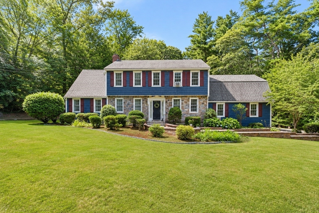 7 Providence Road in Westford