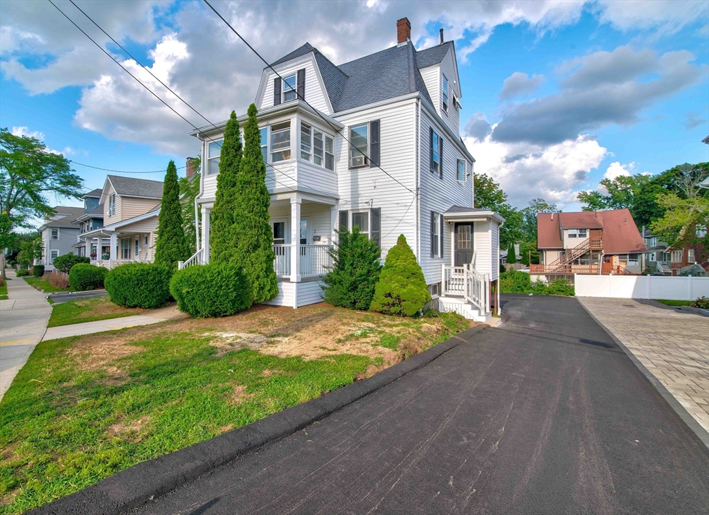 9 Vassall St in Quincy