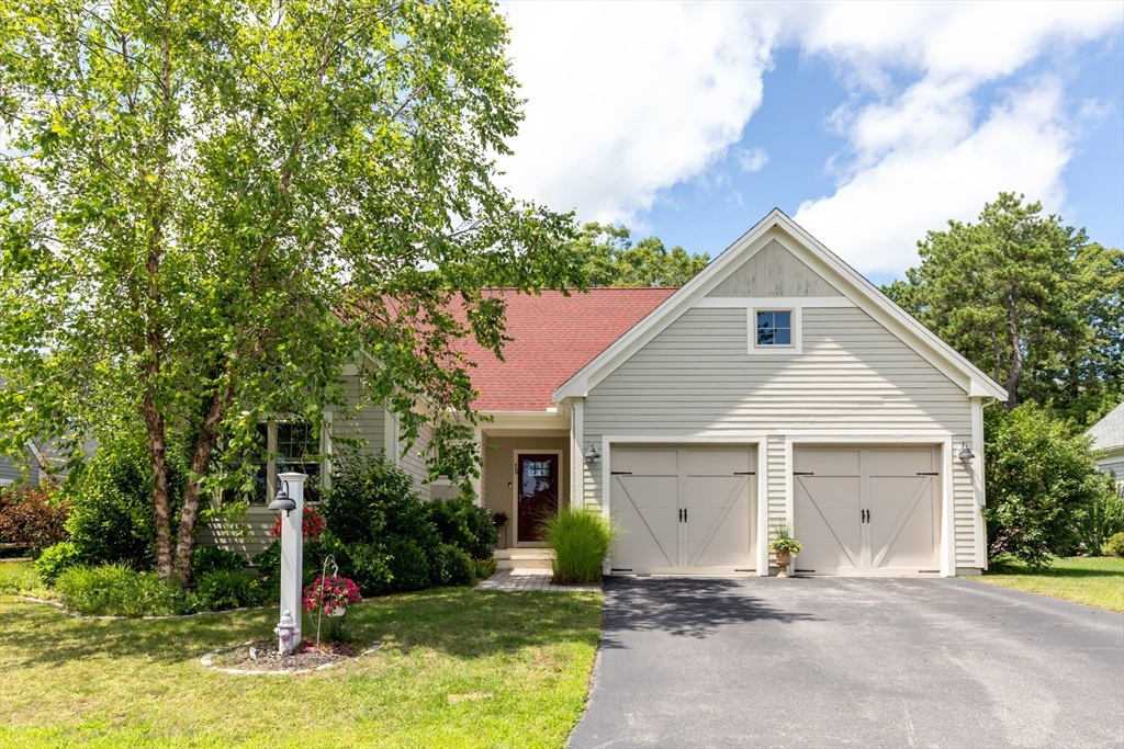 15 Southview Way in Plymouth