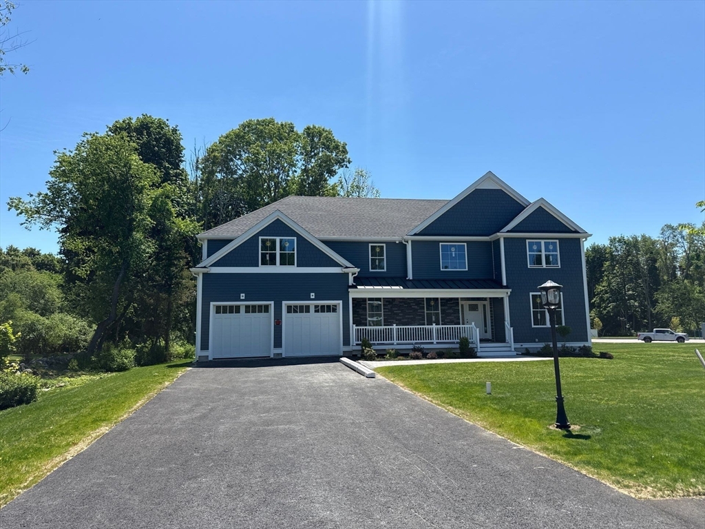 9 Earle Stewart Ln #Lot 1 in Wrentham