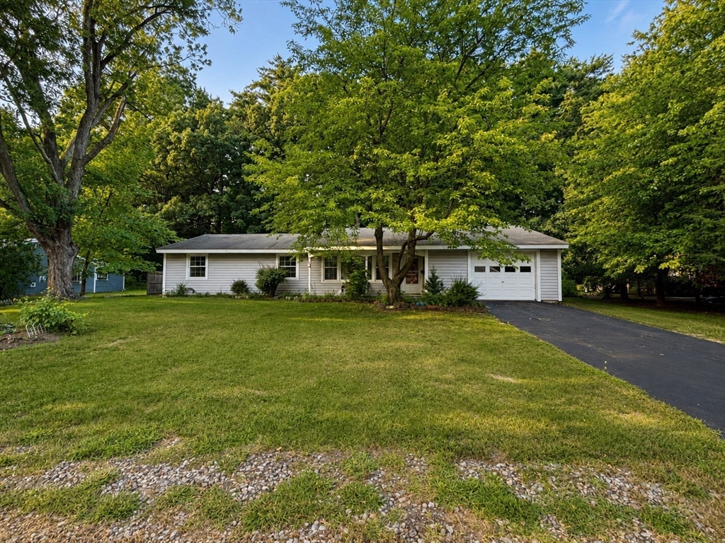 47 Eaton Rd in Framingham