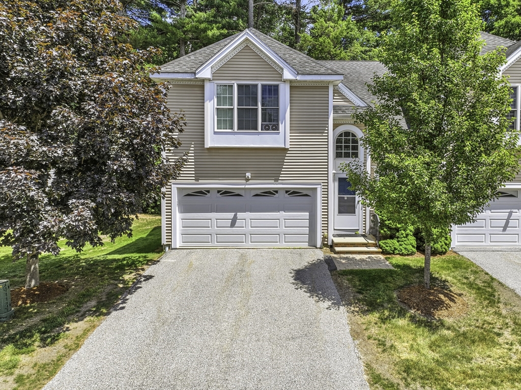 13 Knowlton Cir #13 in Upton