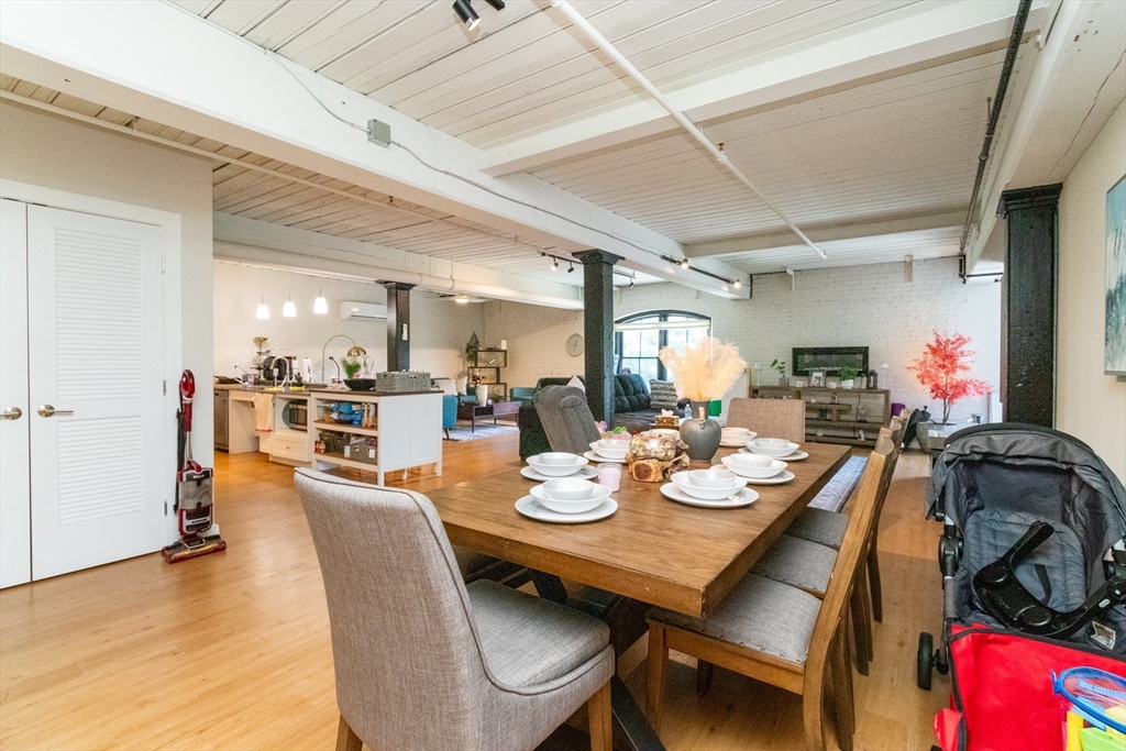 55 Sterling St #203 in Clinton