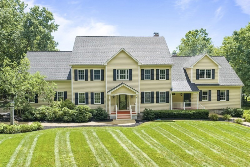 139 Highland St in Townsend