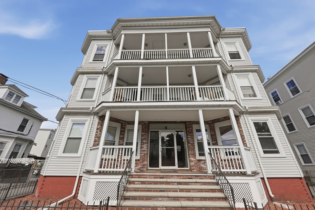 71 Harwood St in Lynn